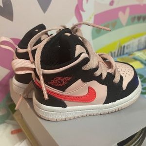 Girl Jordan 1